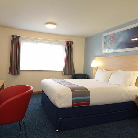 Travelodge Bristol Central Anchor Road Bagian luar foto