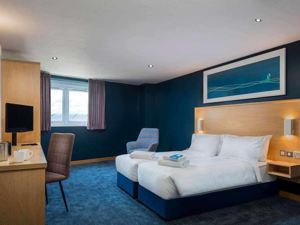 Travelodge Bristol Central Anchor Road Ruang foto