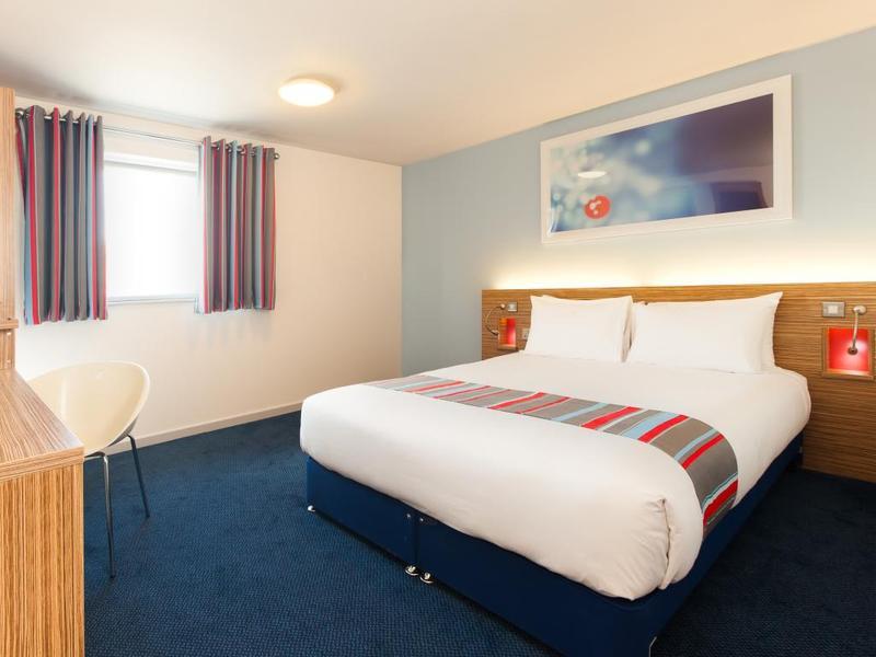 Travelodge Bristol Central Anchor Road Bagian luar foto